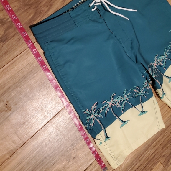 OLD NAVY swim trunks surf shorts Size 28 - Picture 7 of 7